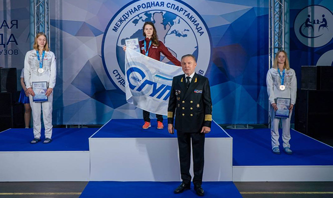 Анастасия Иванова: Сразу завоевать медали на взрослом чемпионате России – очень престижно