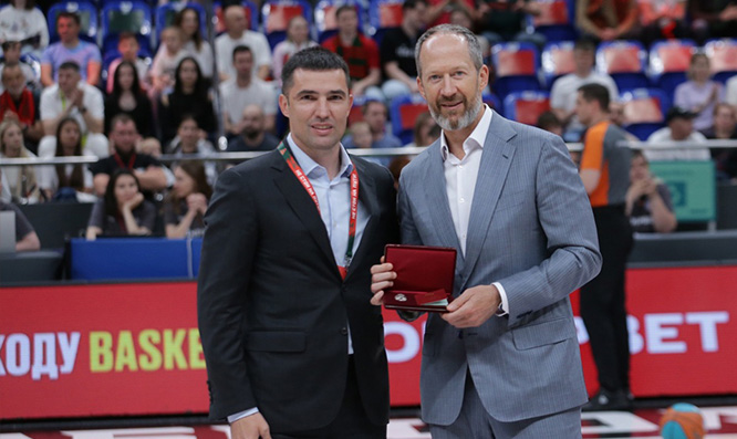 Заслуженный работник физической культуры РФ