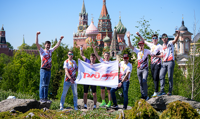 Железнодорожники возглавили забег