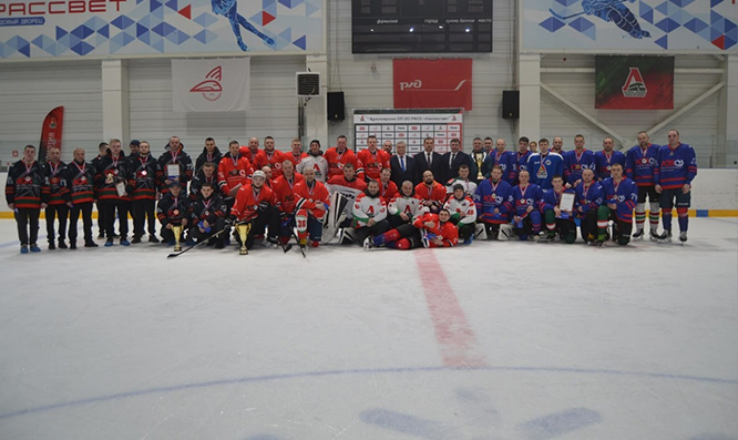 Хоккейный праздник на льду