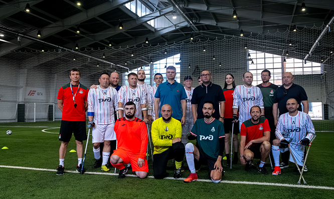 Глава РЖД посетил секцию РФСО «Локомотив» по адаптивному футболу