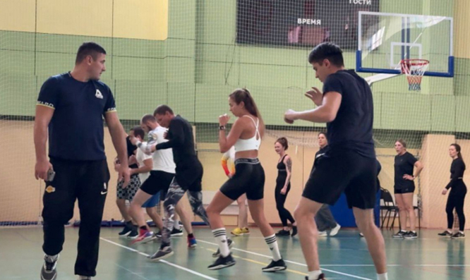 Железнодорожники приняли участие в фитнес-туре «Бойцовский клуб»